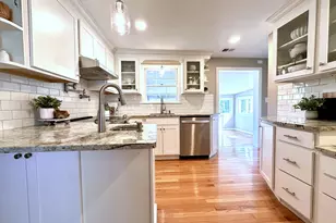 305 Prospect St, Wethersfield, CT 06109 - Photo 3