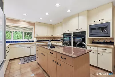38 Cary Lane #38, Bloomfield, CT 06002 - Photo 7