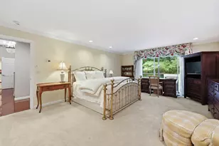 38 Cary Ln, Bloomfield, CT 06002 - Photo 17