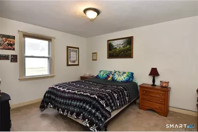 32 Barton Circle, North Haven, CT 06473 - Photo 15