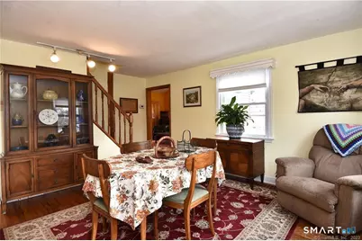 32 Barton Circle, North Haven, CT 06473 - Photo 5