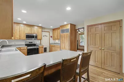 94 Tomlinson Road, Seymour, CT 06483 - Photo 11