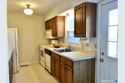 409 Georgetown Drive #409, Glastonbury, CT 06033 - Photo 9