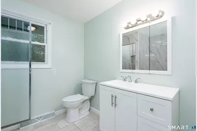 8 Lincoln Avenue, West Hartford, CT 06117 - Photo 17