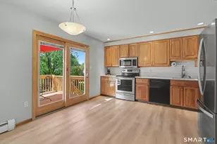 181 Miro St, Fairfield, CT 06825 - Photo 7