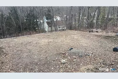 271 Steinmann Avenue, Middlebury, CT 06762 - Photo 5
