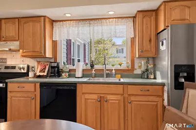 103 Central Avenue, West Haven, CT 06516 - Photo 5