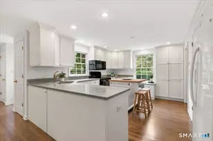 27 White Oak Shade Ln, New Canaan, CT 06840 - Photo 13