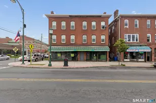 654 Park St, Hartford, CT 06106 - Photo 1