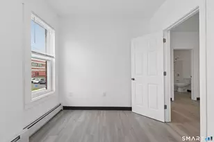 654 Park St, Hartford, CT 06106 - Photo 7