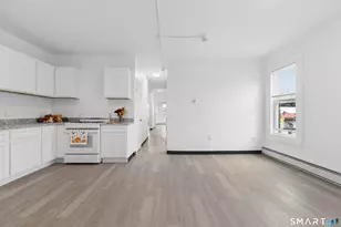 654 Park St, Hartford, CT 06106 - Photo 11