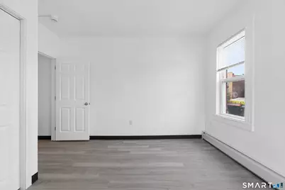 654 Park Street, Hartford, CT 06106 - Photo 5