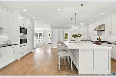 297 Lalley Boulevard, Fairfield, CT 06824 - Photo 11