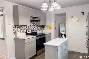 10 Tuttle St, New Haven, CT 06512 - Photo 7
