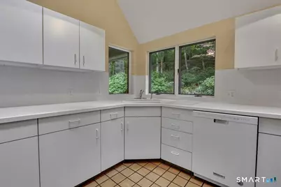 42 Taine Mountain Road, Burlington, CT 06013 - Photo 9