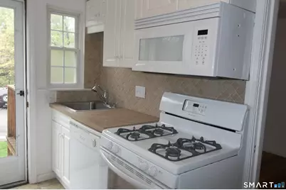 251 Bridge Street #251, Stamford, CT 06905 - Photo 5