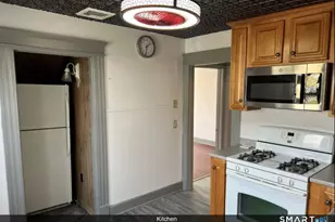 222 Chipman St, Waterbury, CT 06708 - Photo 3
