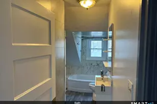 222 Chipman St, Waterbury, CT 06708 - Photo 9