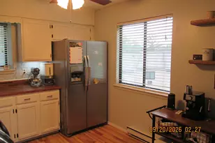 84 Kent Ct, Meriden, CT 06450 - Photo 3