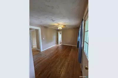 47-49 Whiton Street, Windsor Locks, CT 06096 - Photo 27