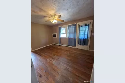 47-49 Whiton Street, Windsor Locks, CT 06096 - Photo 25