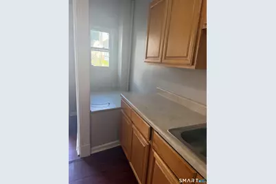 86 Wolcott Street, Waterbury, CT 06705 - Photo 5