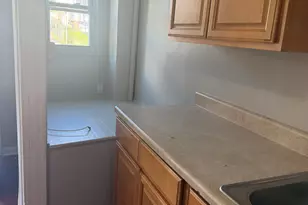 86 Wolcott St, Waterbury, CT 06705 - Photo 5