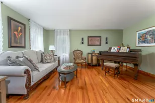 16 Benham Hill Pl, Hamden, CT 06514 - Photo 9