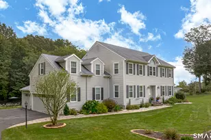 16 Benham Hill Pl, Hamden, CT 06514 - Photo 3