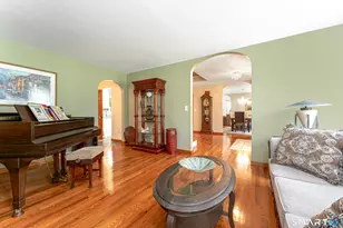 16 Benham Hill Pl, Hamden, CT 06514 - Photo 11