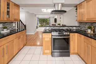 237 Strawberry Hill Ave, Stamford, CT 06902 - Photo 3