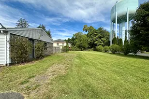 1 Edith St, Windsor Locks, CT 06096 - Photo 21