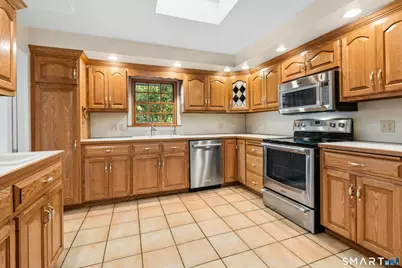 55 Cedar Drive, Danbury, CT 06811 - Photo 9