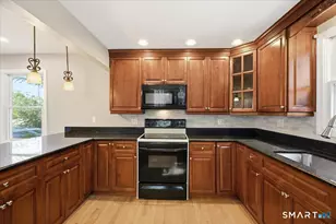 193 Clark St, Milford, CT 06460 - Photo 9