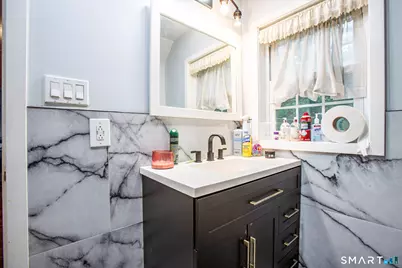 18 Markham Place, Meriden, CT 06450 - Photo 27