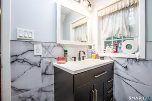 18 Markham Pl, Meriden, CT 06450 - Photo 27