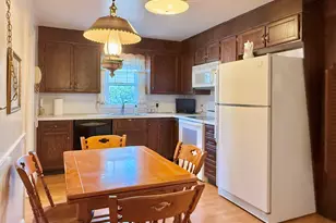 16 Aron Ave, Waterbury, CT 06708 - Photo 9