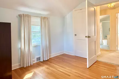 16 Aron Avenue, Waterbury, CT 06708 - Photo 29