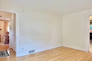 16 Aron Ave, Waterbury, CT 06708 - Photo 5