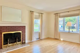 16 Aron Ave, Waterbury, CT 06708 - Photo 3