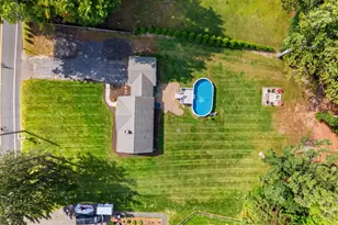 527 Clintonville Rd, North Haven, CT 06473 - Photo 5
