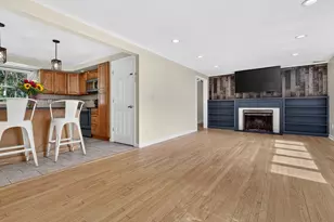 527 Clintonville Rd, North Haven, CT 06473 - Photo 11