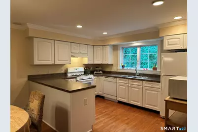 62 Allison Way #62, East Haven, CT 06512 - Photo 9