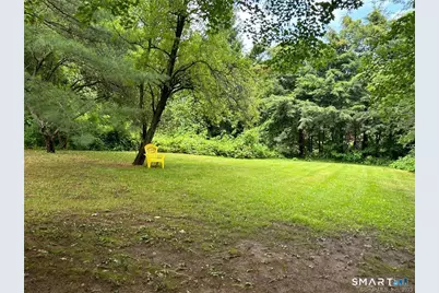 549 West Woods Road, Hamden, CT 06518 - Photo 3