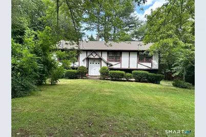 549 West Woods Road, Hamden, CT 06518 - Photo 1