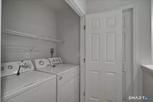 11 Mercy St, Danbury, CT 06810 - Photo 29