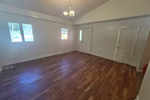 684 Main St, Plymouth, CT 06782 - Photo 13