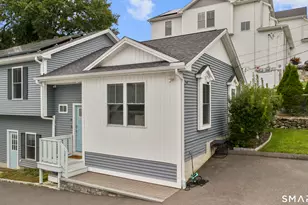 65 Sterling St, Fairfield, CT 06825 - Photo 3