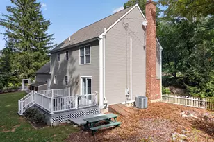 589 Town St, East Haddam, CT 06423 - Photo 5