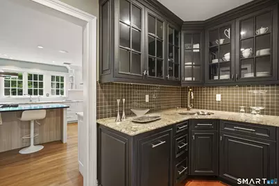 23 Daffodil Lane, Greenwich, CT 06807 - Photo 9